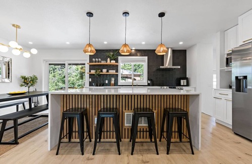 Lamar Heights Area House | Big Rock in Arvada