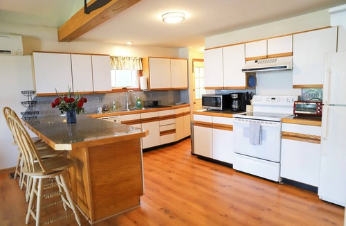 Windham Cottage | Big Sebago Sandy Beach Sunsets