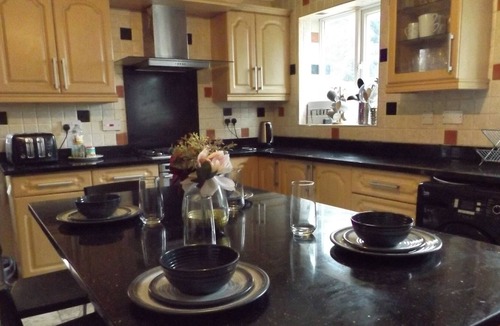 Binley House | Big size room in coventry