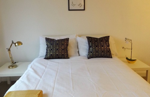 Binley House | Big size room in coventry