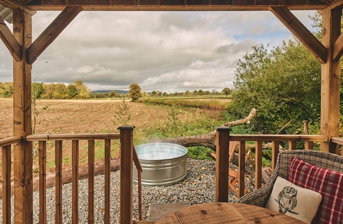 Pembridge Apartment | Big Sky Hideaway - Luxury Cottages