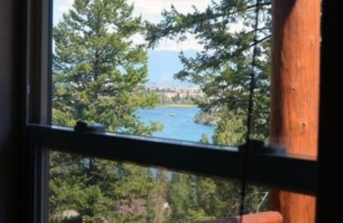 Somers House | Big Sky Montana Experience. Great View, Easy Access, Privacy & Modern Amenities