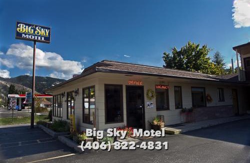 Superior Hotel | Big Sky Motel