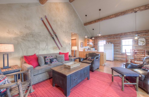 Big Sky Cabin | Big Sky Vacation Rentals: 7 Rustic Ridge