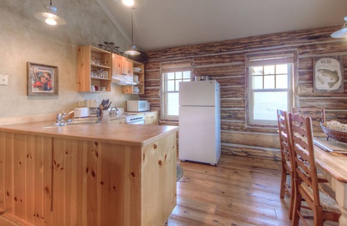Big Sky Cabin | Big Sky Vacation Rentals: 7 Rustic Ridge