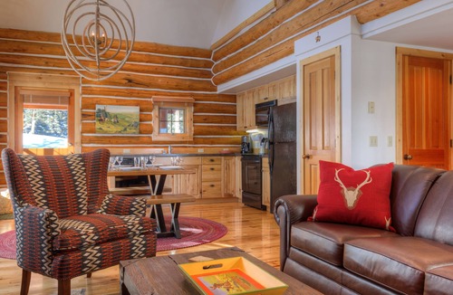 Powder Ridge Cabin | Big Sky Vacation Rentals: PR Moose Ridge 5 - Pet Friendly!