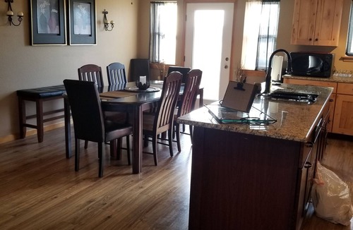 Manhattan House | Big Sky Views in every direction