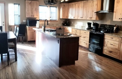 Manhattan House | Big Sky Views in every direction