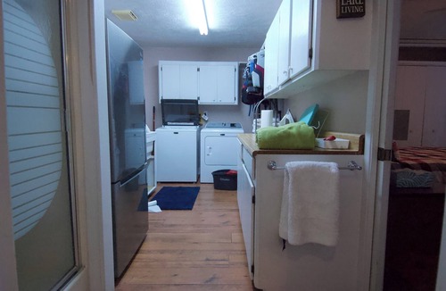 Trinity House | Big spacious home, 6 kayaks, firepit, fishing, boat space, next to Goat Island.