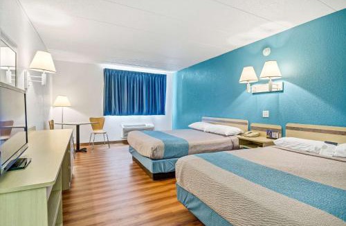 Big Springs Hotel | Big Springs Inn
