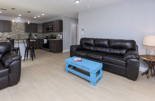 Rockport Apartment | Big Tree Cottages by Miss Kitty’s