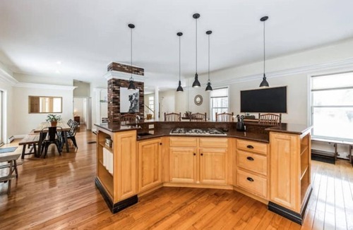 New London House | BigBear Lodge: Mt. Sunapee/Hot tub/Firepit