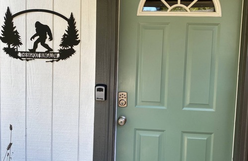 Crescent City House | Bigfoot Bungalow