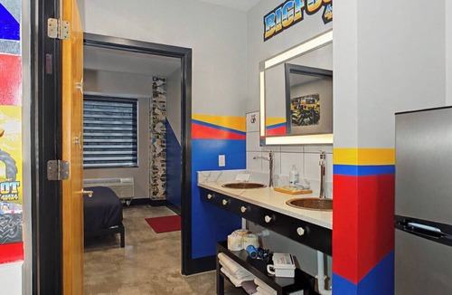 Pacific Hotel | Bigfoot Monster Truck Suite with kitchenette and onsite activities