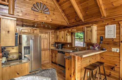 Necowa Cove Cabin | Bigfoot of Blue Ridge - Mountain View above Blue Ridge Lake | Hot Tub | Movie Room | Pool Table