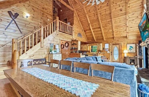 Necowa Cove Cabin | Bigfoot of Blue Ridge - Mountain View above Blue Ridge Lake | Hot Tub | Movie Room | Pool Table