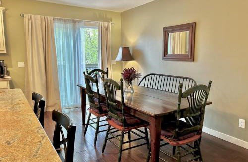 Woods Bay House | Bigfork Lake Getaway