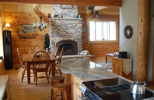 Nathrop Cabin | Bighorn Lodge - plenty of room for friends and family!