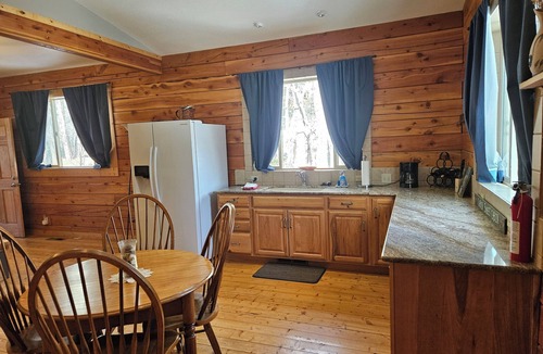 Nathrop Cabin | Bighorn Lodge - plenty of room for friends and family!