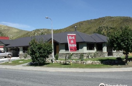 Omarama Hotel | BigSky Bed and Breakfast