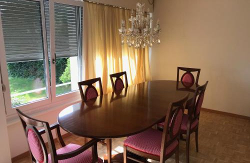Zollikofen Apartment | Bijou Appartment