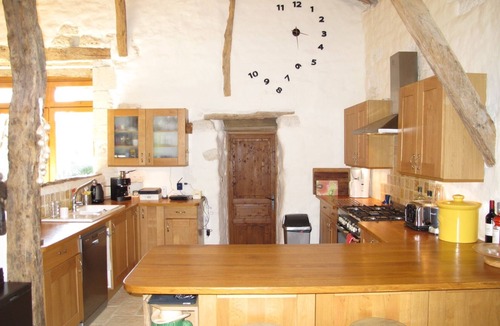 Belmontet House | Bijou Barn with Sophisticated Charm. Peaceful Retreat for Four. Secluded Pool.