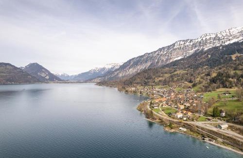 Leissigen Apartment | Bijou Lake Side Terrace - Panorama-Terrasse mit Seeblick