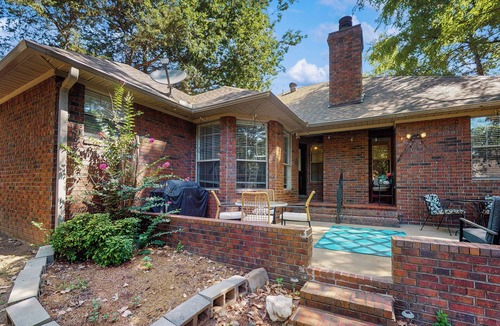 Conway House | Biker & Hikers Haven! Conway Home < 1 Mi to Trails