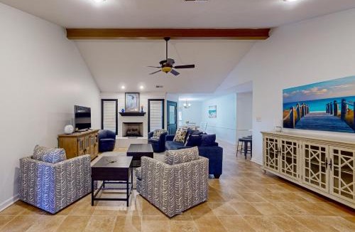 Conway House | Biker & Hikers Haven! Conway Home < 1 Mi to Trails