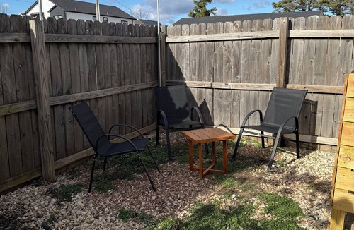 Rogers House | Bikes, Brews & Barks: Historic Downtown Retreat