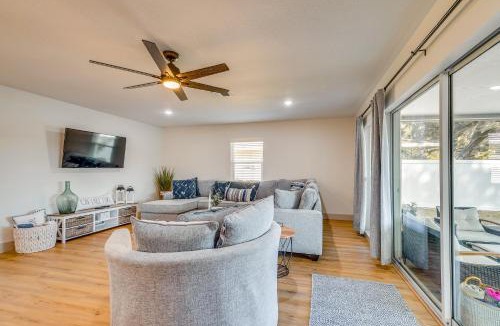 Inverness House | Bikes, Kayak & Dock: Lakefront Inverness Retreat