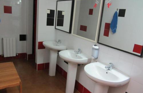 Deustuko San Pedro-Erribera Hostel | Bilbao Akelarre Hostel
