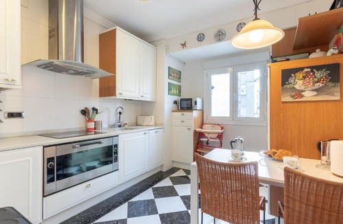 Getxo Apartment | Bilbao Costa by Aston Rentals