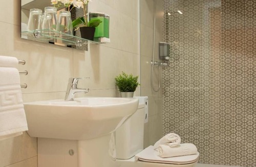 Zorrotza House | Bilbao ROOMS & KITCHEN Zorroza
