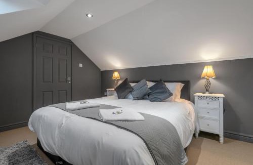 Foxton House | Billiards Room