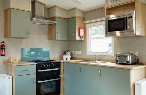 Great Houghton Ski Chalet | Billing Aquadrome Silver 3 Bed Caravan CP14