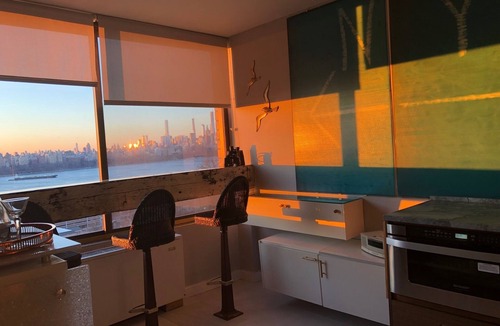 North Bergen Apartment | $Billion$ River NYC Views Sunrise Sunset Condo