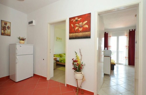 Primosten Burnji Apartment | BILO 2 with 2 bedrooms & 2 bathrooms, sea view, only 30 m from the beach