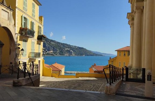 Old Town Apartment | BILOCALE NELLA VECCHIA CITTA' DI MENTONE