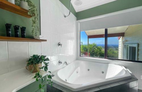 Mount View Apartment | Bimbadeen Estate Villa 3