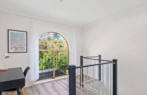 Corlette House | Bindera By The Bay