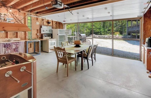 Colpoys Bay House | Binge Susets at Whiskey Harbour Villa