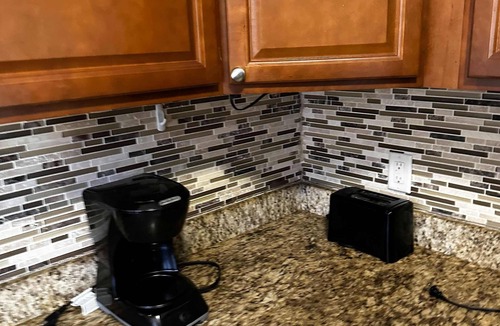 Midtown House | Binghampton Bungalow - Near Zoo