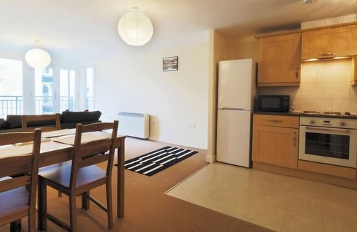 Canterbury Apartment | Bingley Court - Open plan apartment with parking