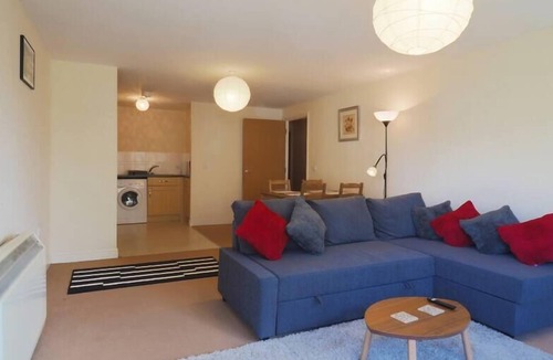 Canterbury Apartment | Bingley Court - Open plan apartment with parking