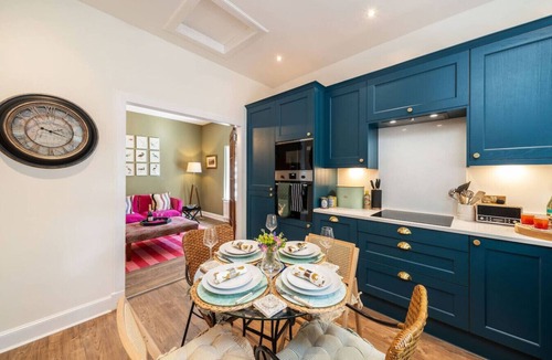 Glenisla Ski Chalet | Binrock Lodge