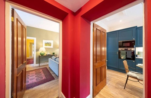 Glenisla Ski Chalet | Binrock Lodge