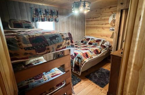 Hayward House | Birch Bark Lodge Condo