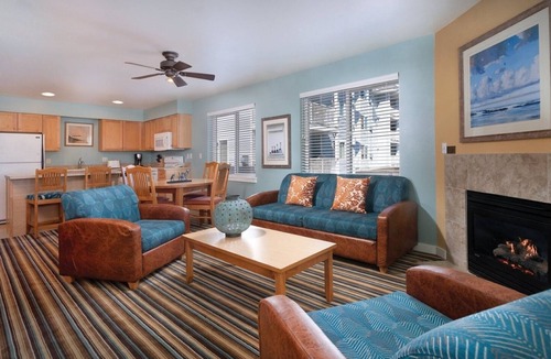 Birch Bay Resort | Birch Bay | Group Beach Retreat | Pool + Beach | 2BR