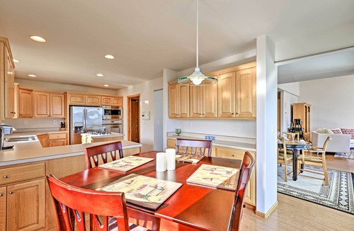 Birch Bay House | Birch Bay Waterfront Home - Steps to Beach!